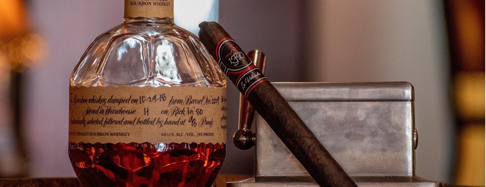 cigar lighter store -cigar lighter store bourbon 4322459 1920